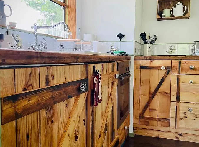 Eulennest - Tiny House Im Habichtswald بيت للعطل Schauenburg